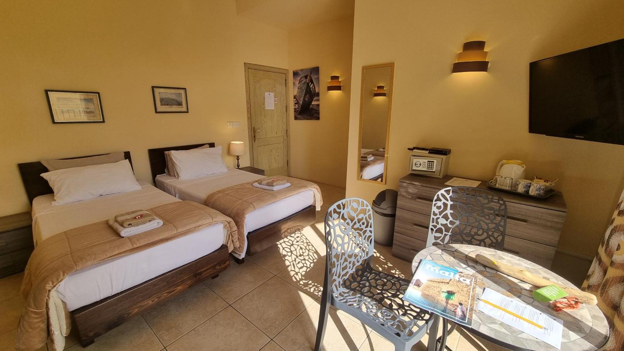 Villa Serenity B&B Sannat Екстериор снимка